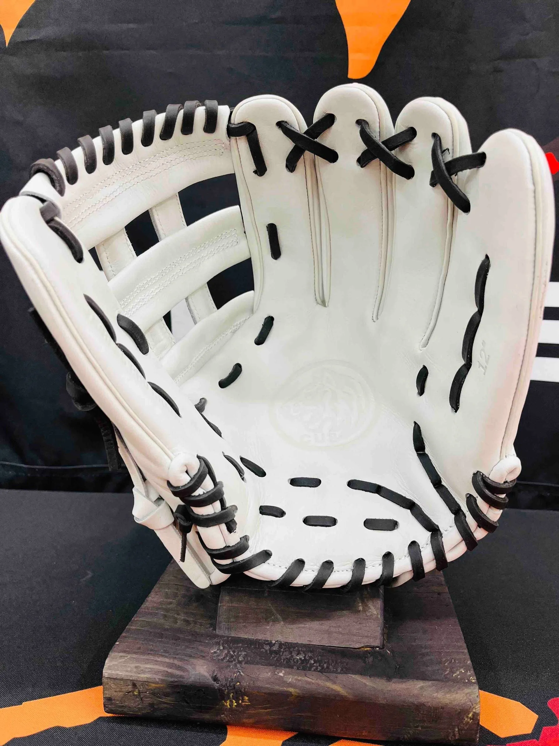12" CUB SERIES WHITE, BLACK, AND YELLOW RHT