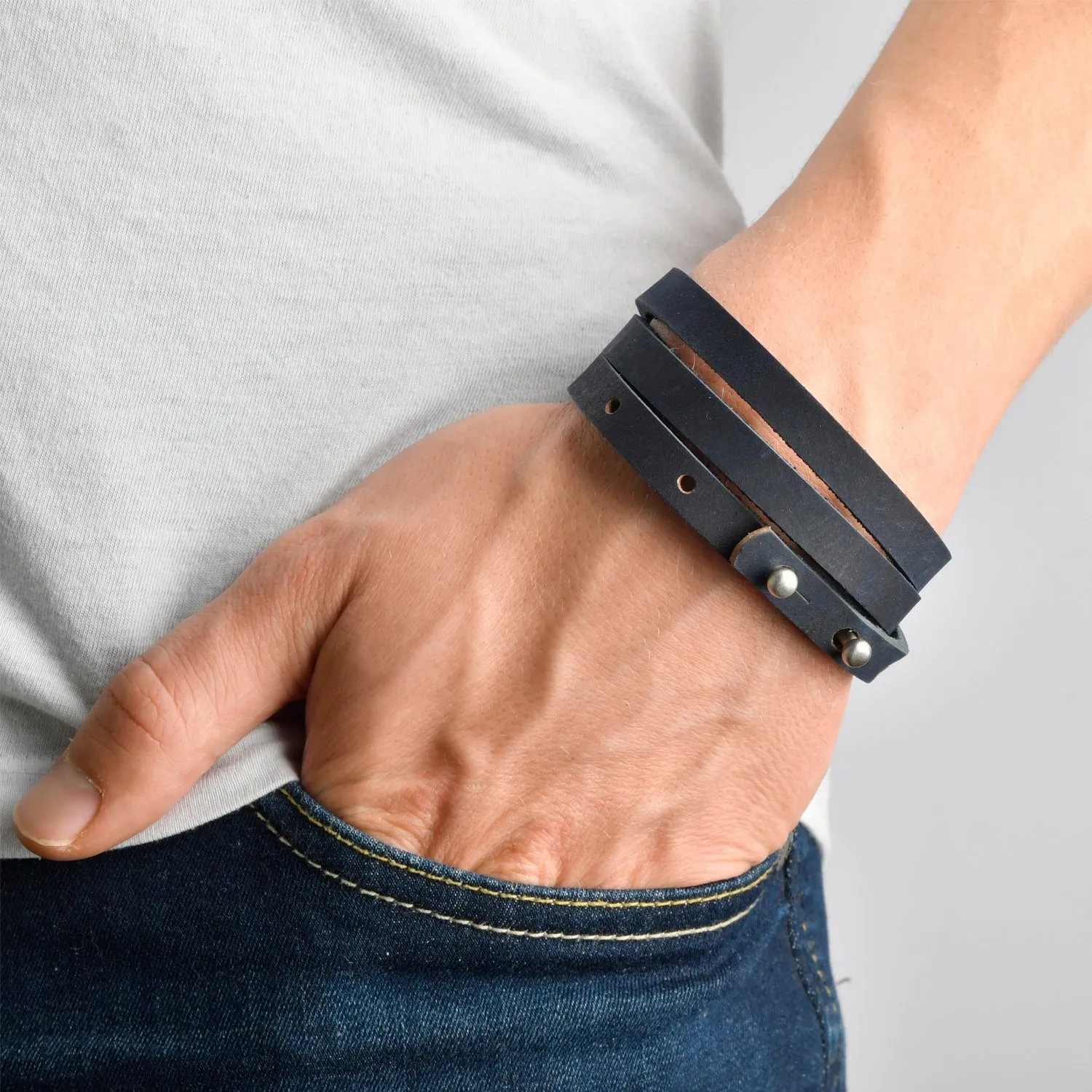ITEA Leather Mens Womens Cuff Bracelets Designer Wrap Wristbands Navy Blue Silver