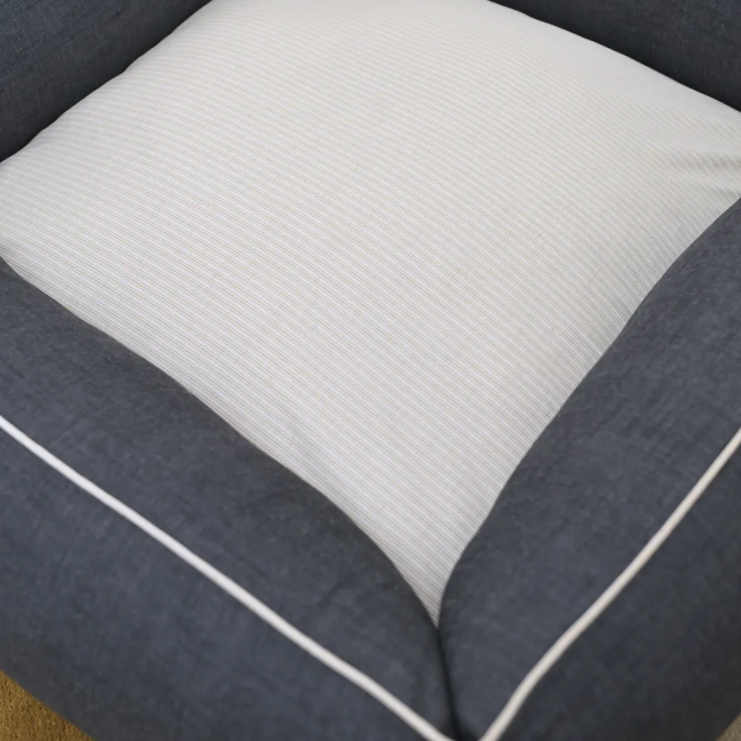 PoochMate Charcoal & Ivory Linen Dog Bed