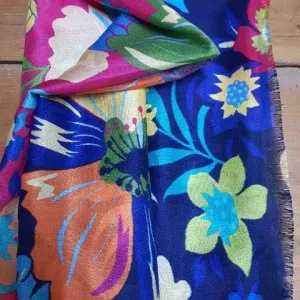 SILK TROPICAL BLOSSOMS SCARF - WARM