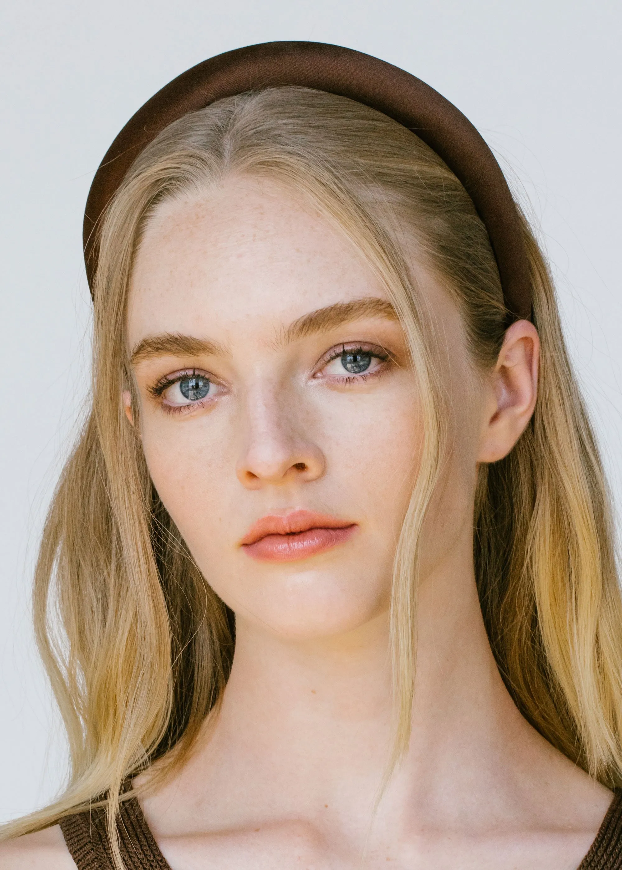 Tori Headband in Satin -- Espresso